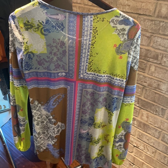 Etro Italian print blouse. - Picture 2 of 3